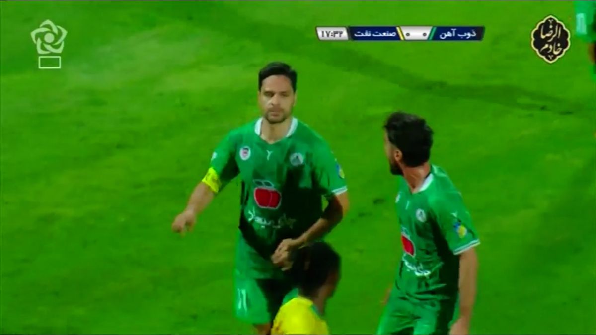 گل اول ذوب آهن به صنعت نفت (ضربه سر زیبای کمال کامیابی نیا)