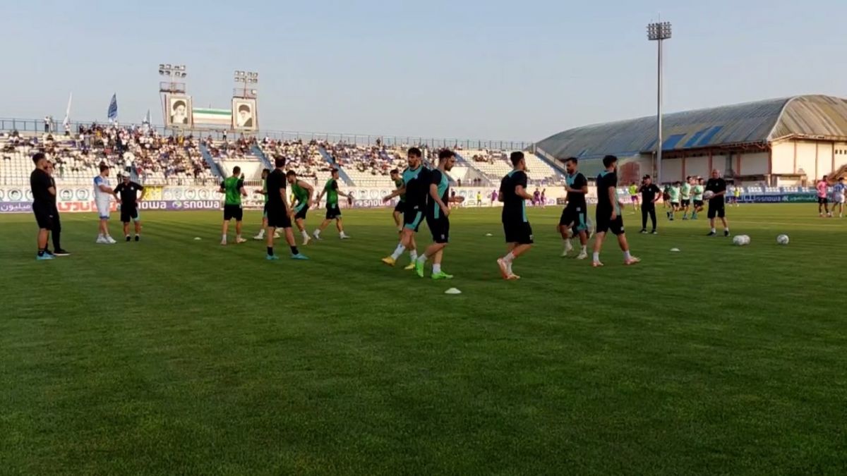 اختصاصی/ گرم کردن بازیکنان آلومینیوم - ملوان قبل از شروع مسابقه