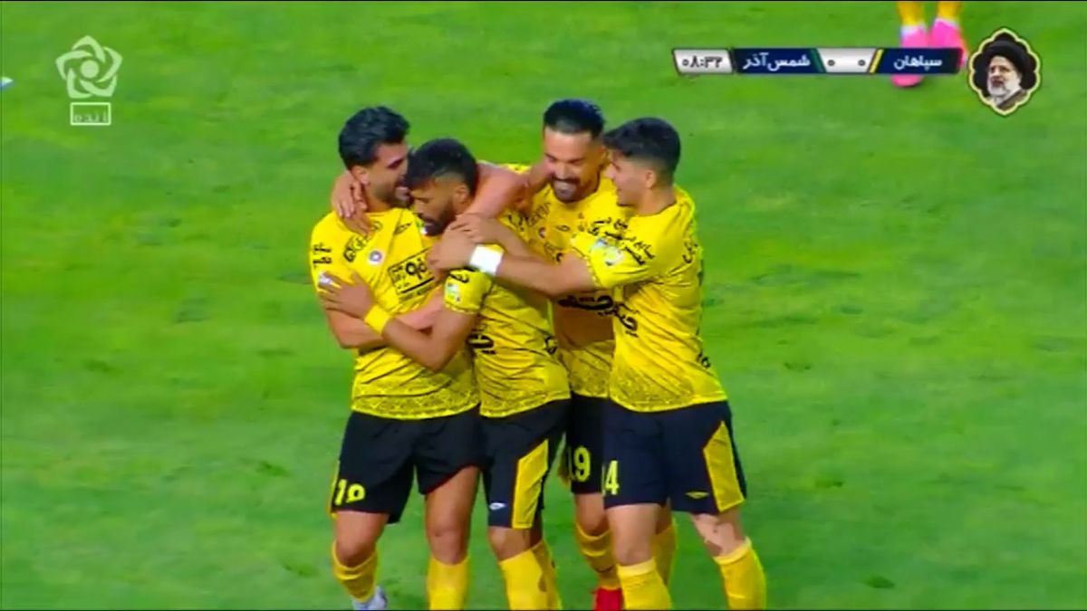 گل اول سپاهان به شمس آذر (سوپرگل رامین رضاییان)