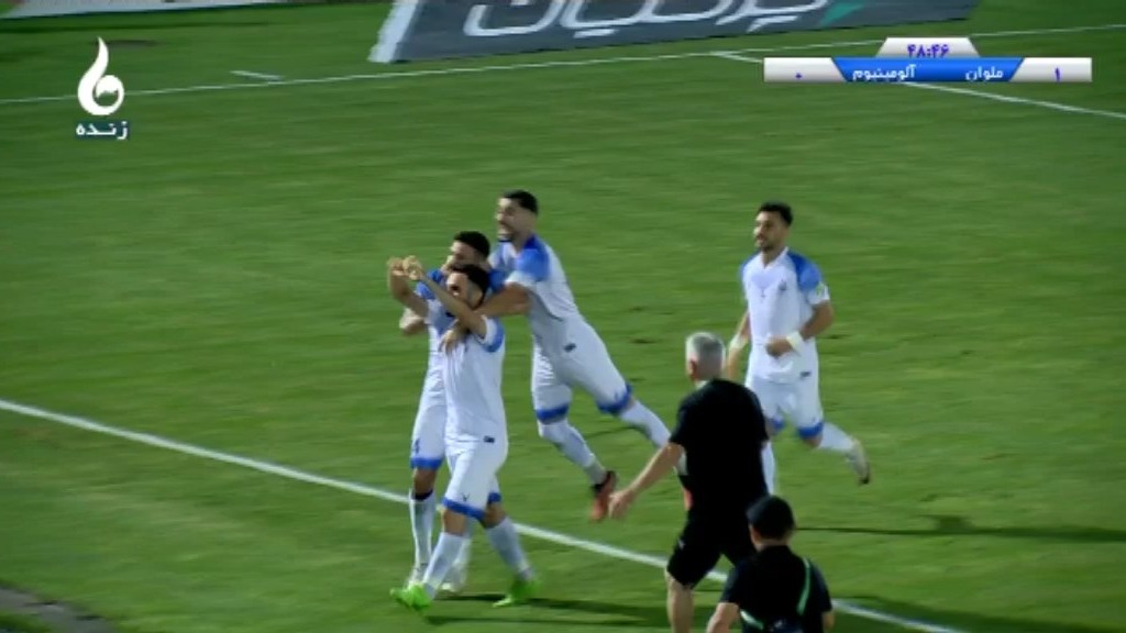 گل اول ملوان به آلومینیوم اراک (رضا جعفری - پنالتی)