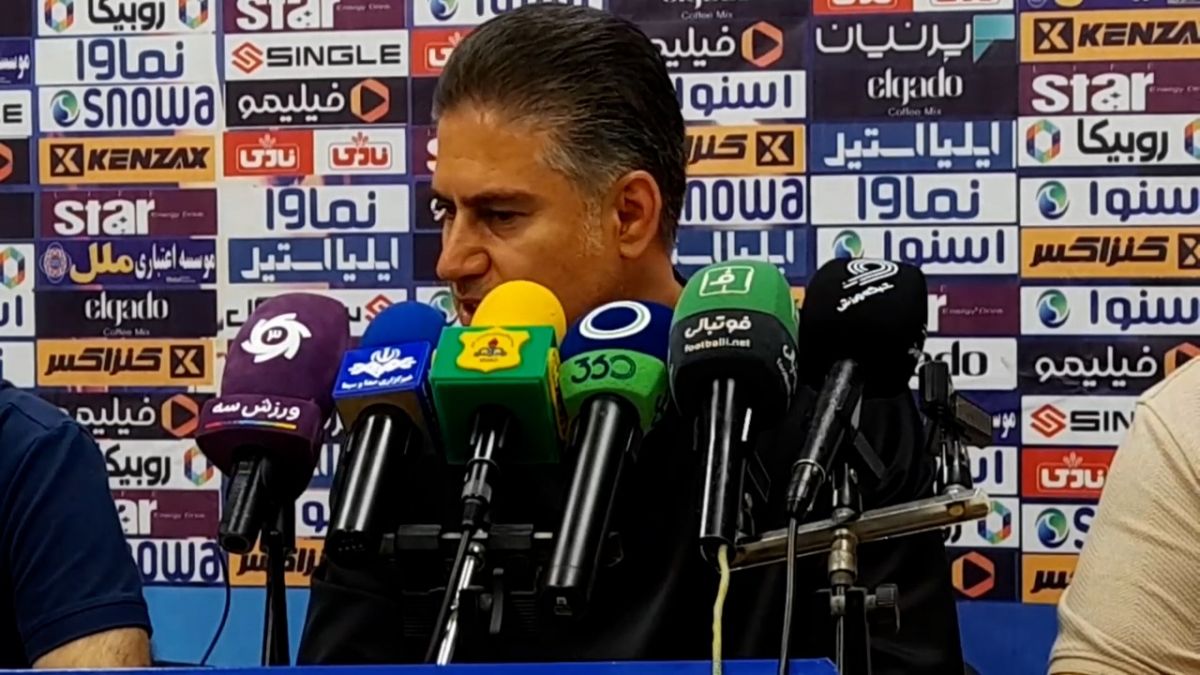 اختصاصی/ نشست خبری حمید مطهری مربی تراکتور بعد از دیدار با صنعت نفت