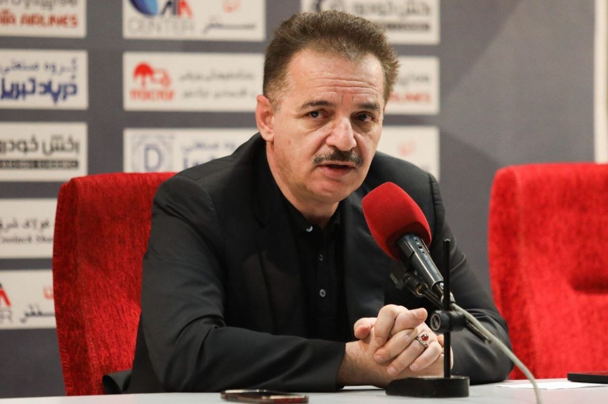 سرپرست استانداری پشت زنوزی درآمد: نباید با یک باخت، فحاشی کرد