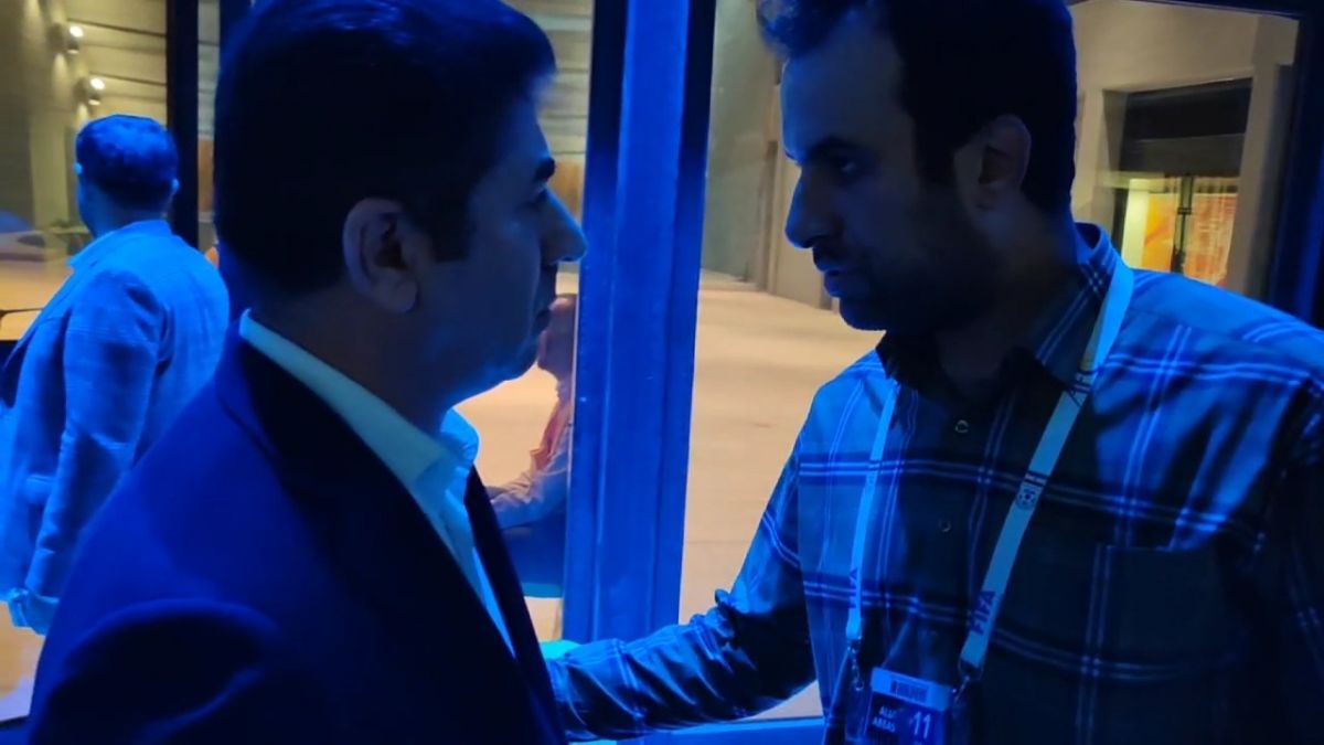 اختصاصی/ جلوگیری از ورود هدایت ممبینی دبیرکل فدراسیون فوتبال به جایگاه ویژه ورزشگاه