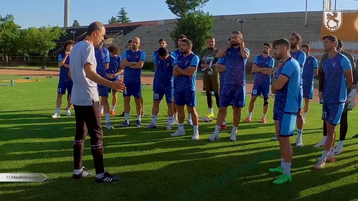 تمرین مس رفسنجان برای تقابل با سپاهان در فینال جام حذفی