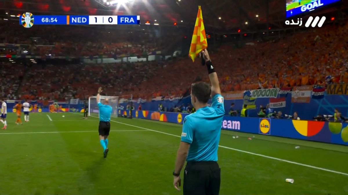 گل مردود هلند به فرانسه به دلیل آفساید