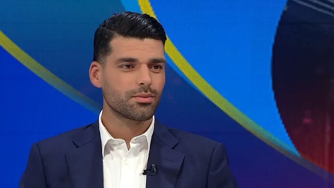 فوتبال برتر/ مهدی طارمی: سردار آزمون از لحاظ ذهنی بیشتر آمادگی اسب سواری دارد تا فوتبال/ اگر سردار تمرکزش را روی فوتبال می گذاشت یکی از ستارگان دنیا می شد