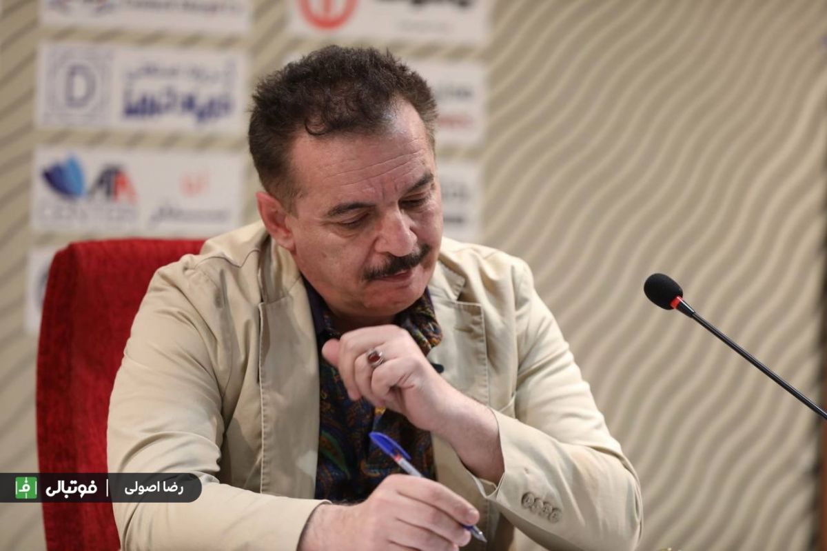 کنایه تند زنوزی به یک دروازهبان؛ گل هشتاد متری با هزینه اسنپ بالا!