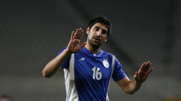 هاشم بیگ زاده: سال گذشته نکونام و کادر فنی اینقدر صحبت کردند که هوادار را مقابل مدیرعامل و باشگاه استقلال قرار دادند، اگر نکونام لجبازی نمی کرد و اورونوف و منتظر محمد را جذب می کرد استقلال با اختلاف پنج امتیاز قهرمان می شد