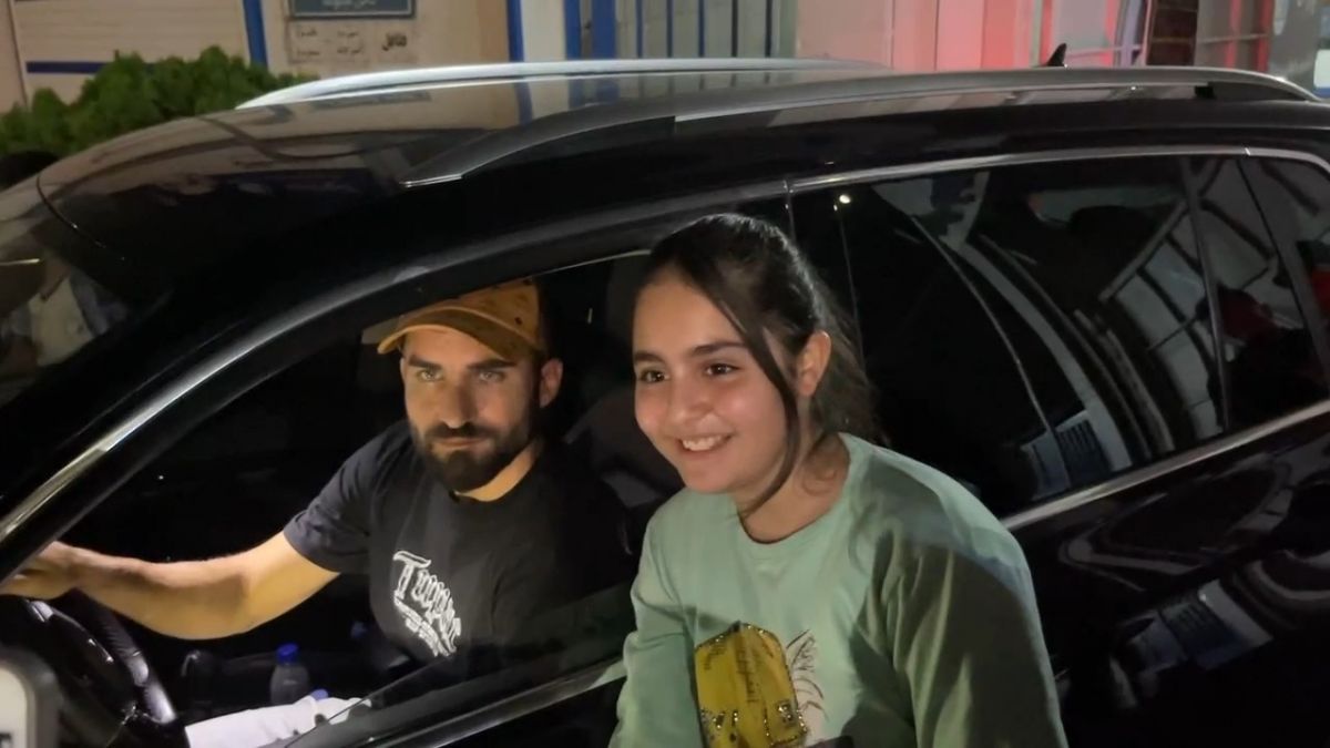 اختصاصی/ حواشی خروج مهرداد محمدی از کمپ ناصر حجازی و استقبال هواداران