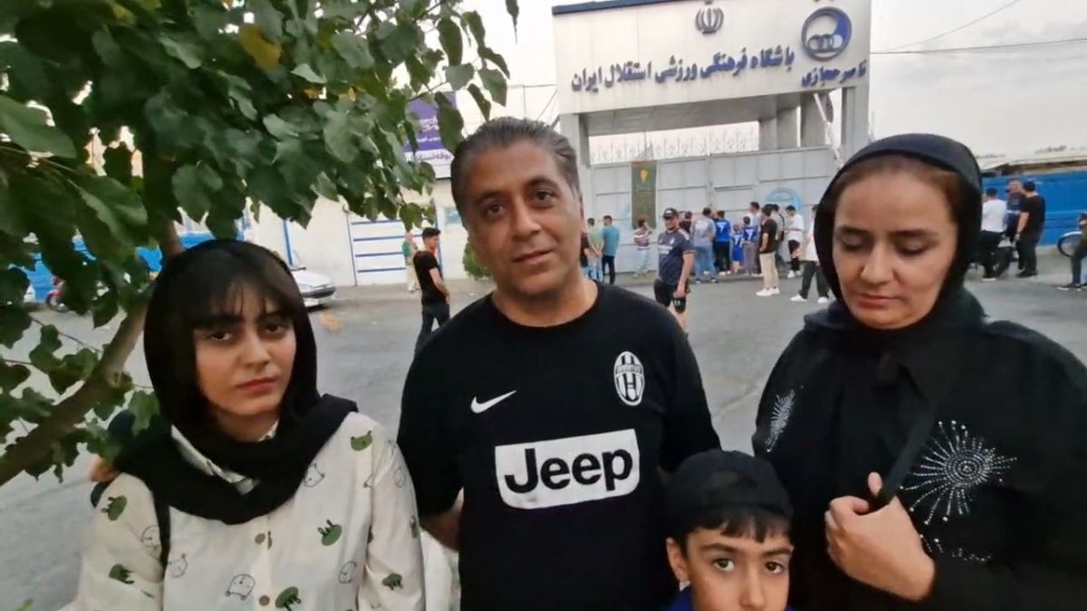 اختصاصی/ گفت و گو با خانواده اصفهانی که برای تماشای تمرین استقلال به تهران و کمپ ناصر حجازی آمدند