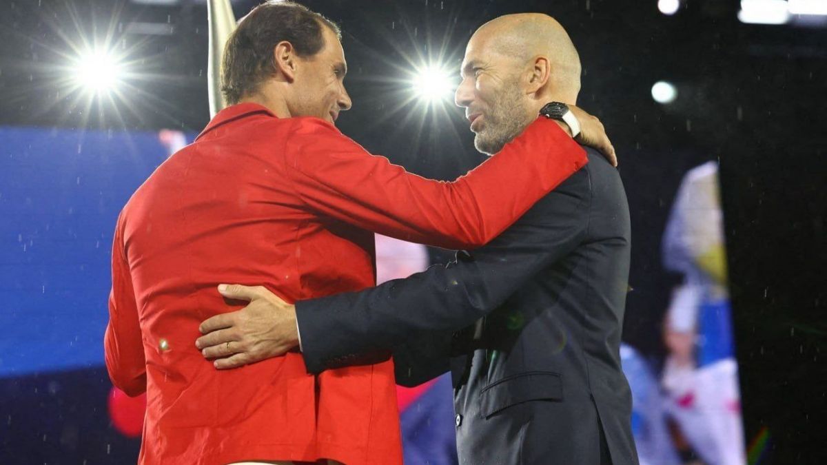 حمل مشعل المپیک توسط زین الدین زیدان و رافائل نادال در مراسم افتتاحیه