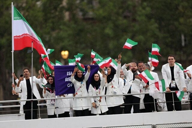 کاروان المپیکی ایران درگیر حاشیه و فضای مجازی/ وقتی ورزشکاران بلاگر میشوند!