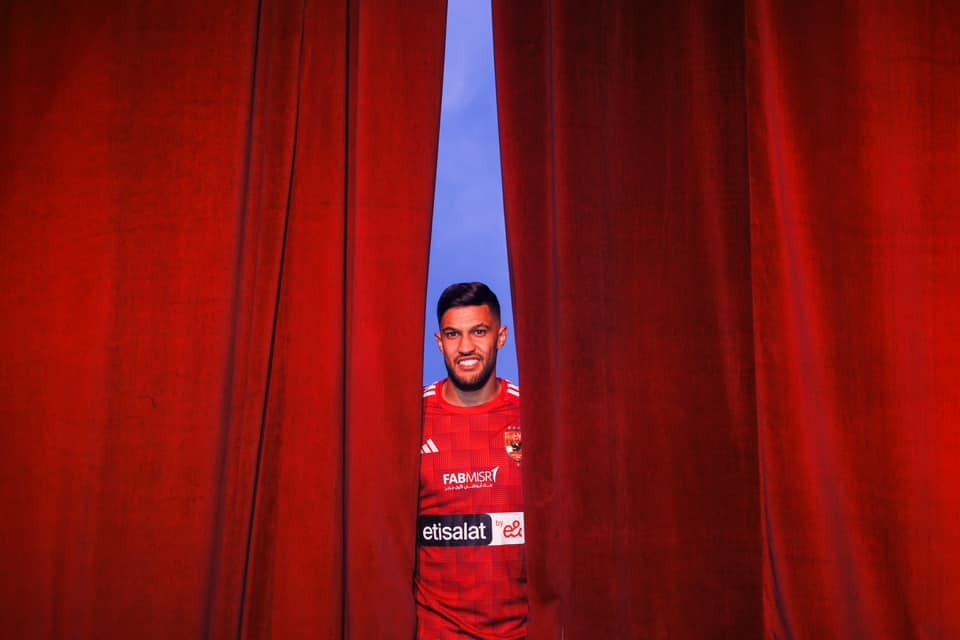 تناقض عجیب در صحبتهای مدیران پرسپولیس؛ عطیهالله از روز اول گفت به ایران نمیآید!