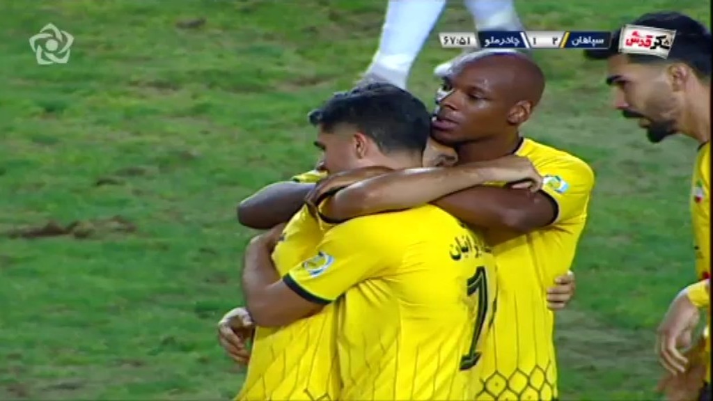 گل دوم سپاهان به چادرملو اردکان (محمد کریمی)