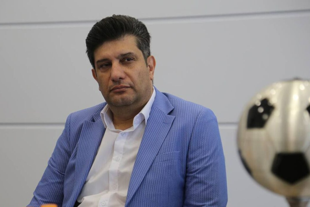 سمیعی: مجبور شدیم در قزوین میزبانی کنیم/ خیلی از باشگاهها میتوانند از طریق هوادار متمول سقف را دور بزنند
