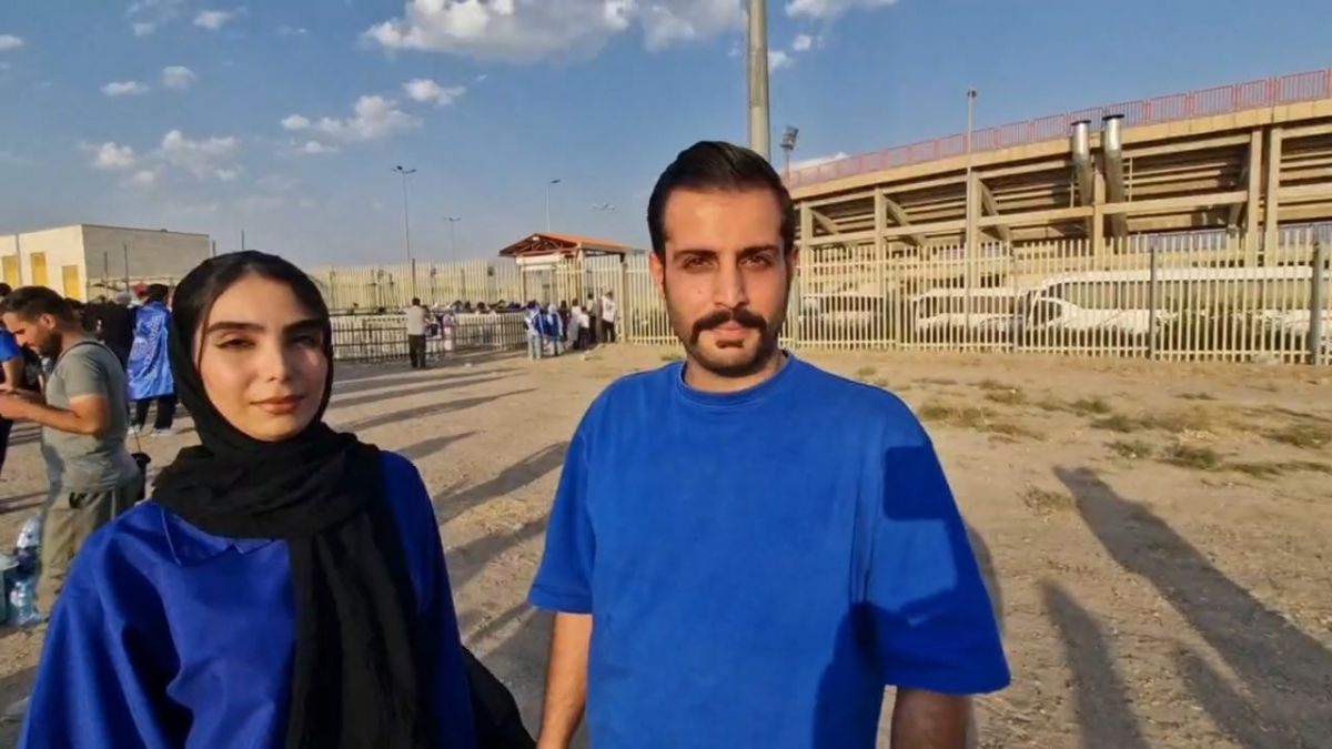 اختصاصی/ گفت و گو با زوج استقلالی که برای تماشای بازی مقابل ملوان از کرج به قزوین سفر کردند