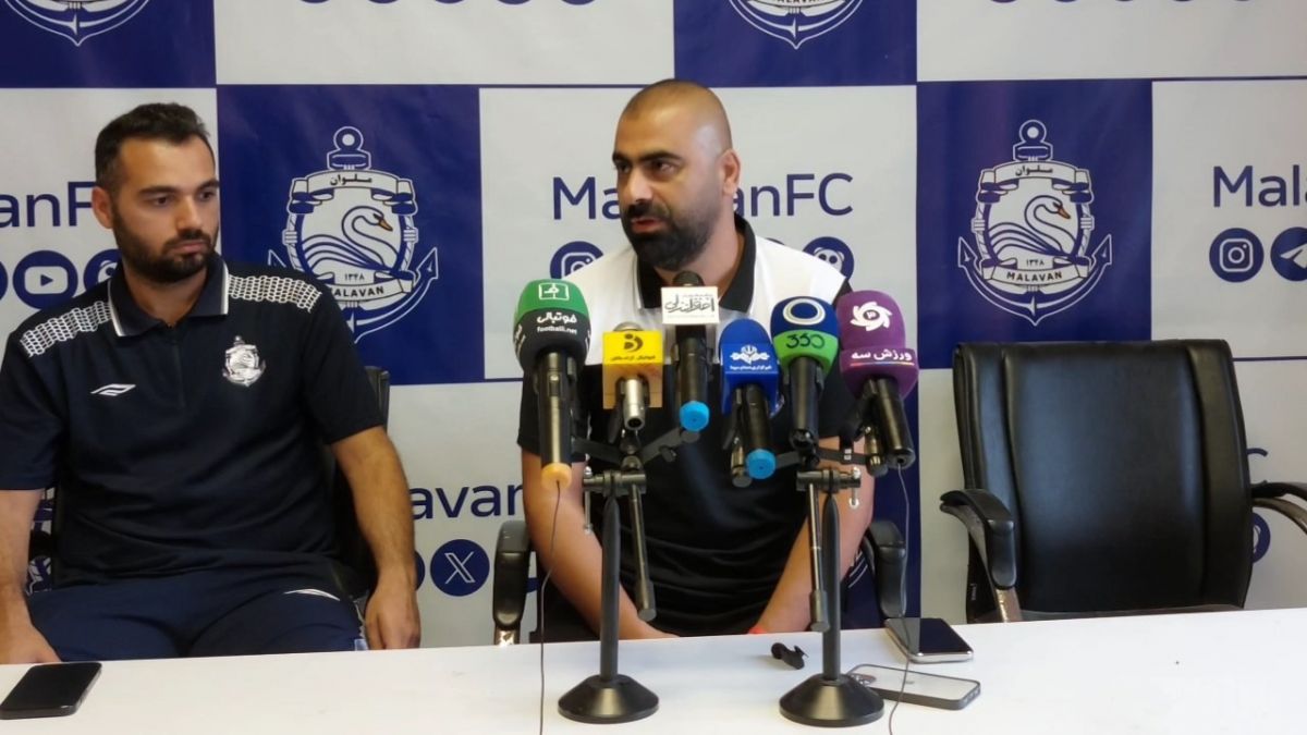 اختصاصی/ نشست خبری مربیان ملوان و چادرملو قبل از بازی