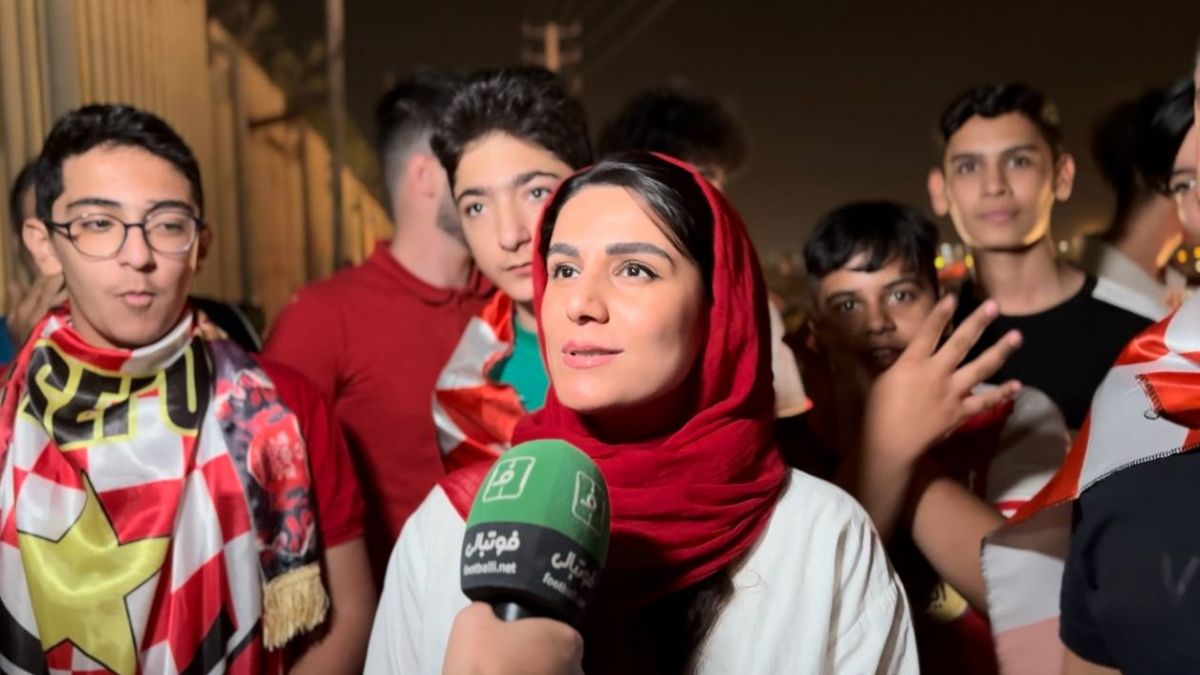مصاحبه با هواداران خوشحال پرسپولیس پس از پیروزی برابر فولاد خوزستان
