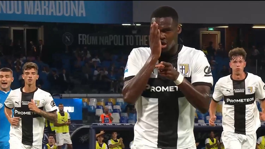 گل اول پارما به ناپولی (آنگه یوان بانی)