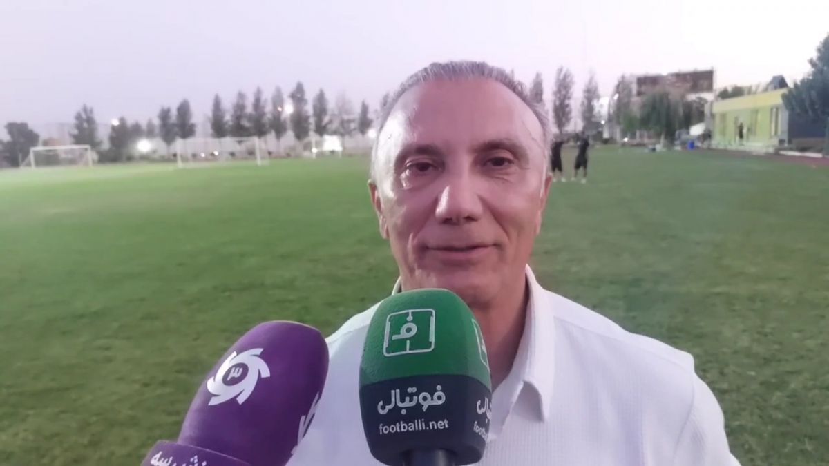 اختصاصی/ واکنش متفاوت حمید درخشان سرمربی داماش به وضعیت پرسپولیس برای حضور در لیگ نخبگان