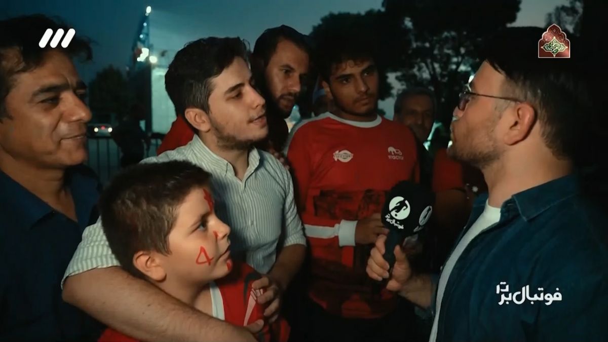 فوتبال برتر/ گفت و گو با هواداران تراکتور؛ رونالد و مسی تراکتور چه کسانی هستند؟