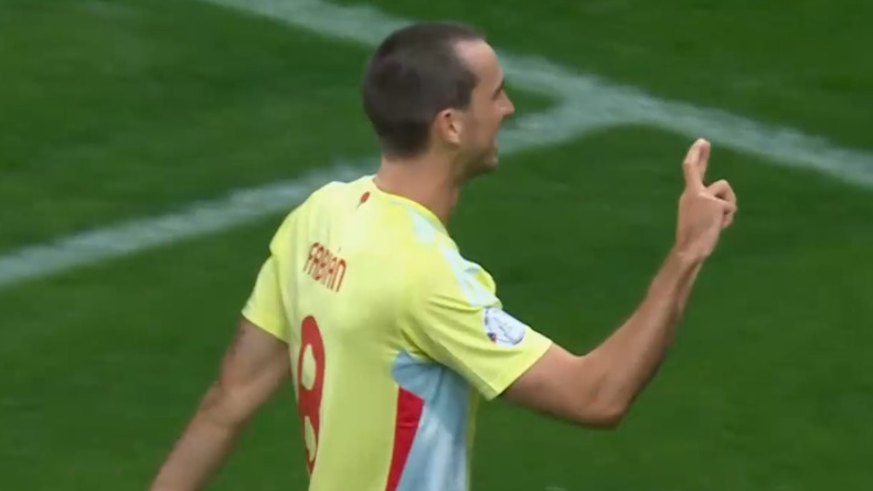 گل دوم اسپانیا به سوئیس (فابین رویز)