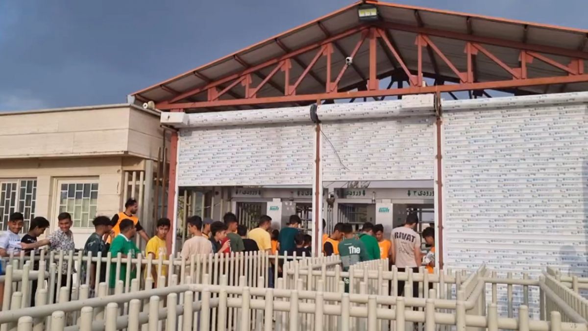 اختصاصی/ حواشی قبل از شروع مسابقه شمس آذر - استقلال خوزستان