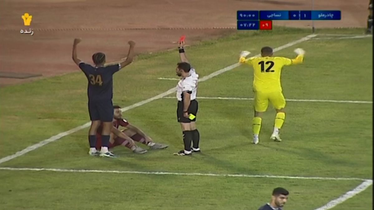 اخراج سیامک نعمتی مقابل چادرملو