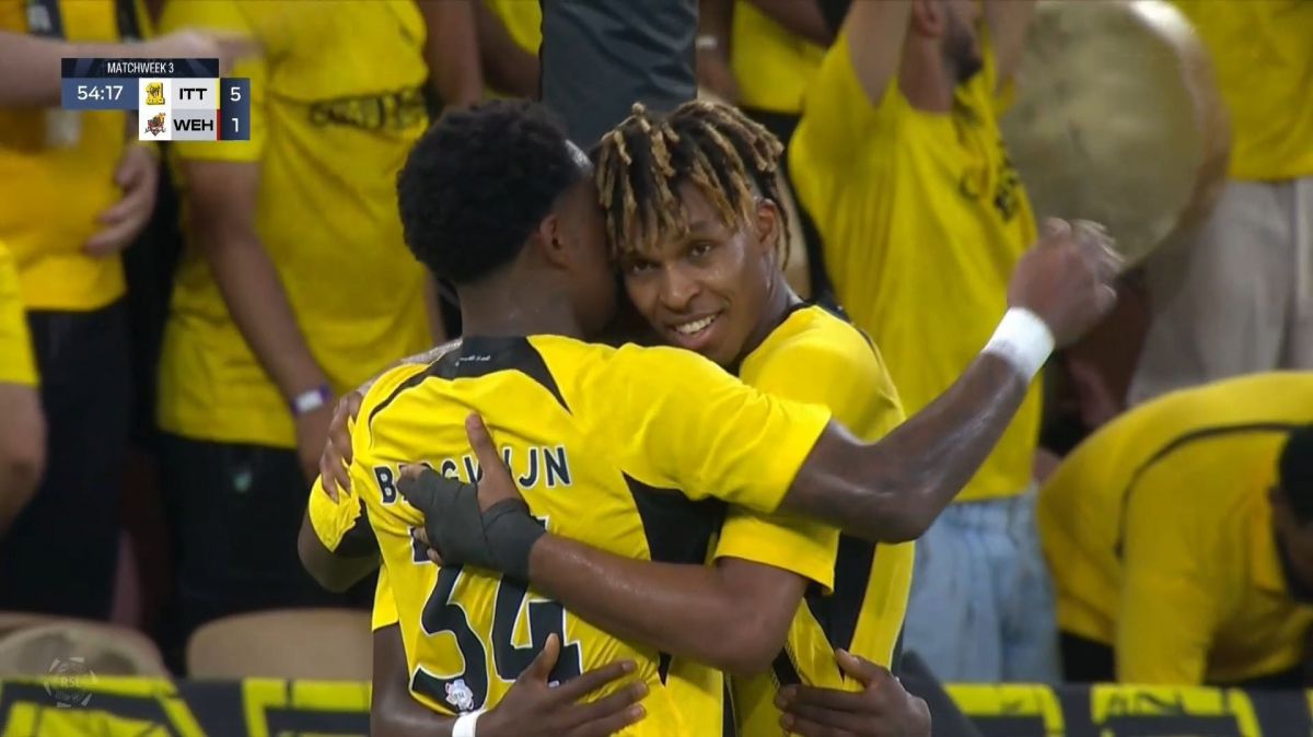 گل پنجم الاتحاد به الوحده عربستان (فواز الصقور)