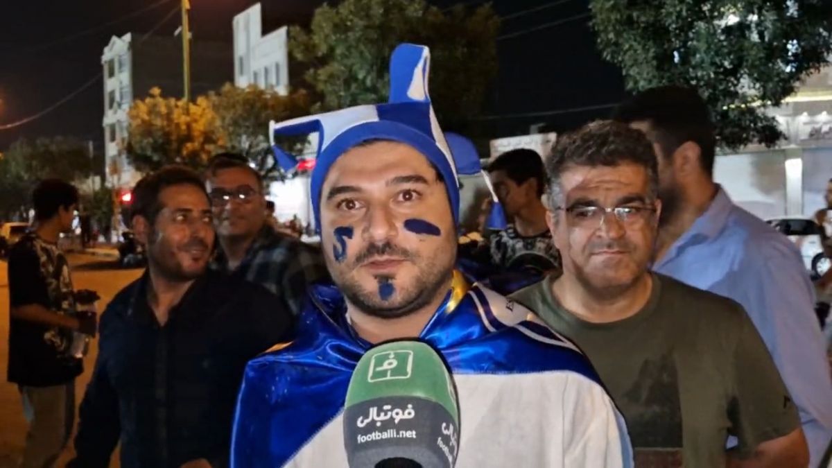 اختصاصی/ گفت و گو با هوادار استقلال که از شیراز برای دیدن بازی، به شهر قدس آمده است