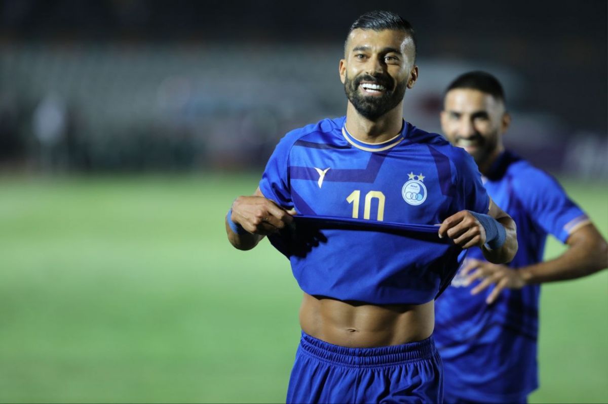 مرد شماره 10 استقلال بلای جان خوسلو و یاران؛ سومین گل رامین با پیراهن آبیها سوپرگل بود!