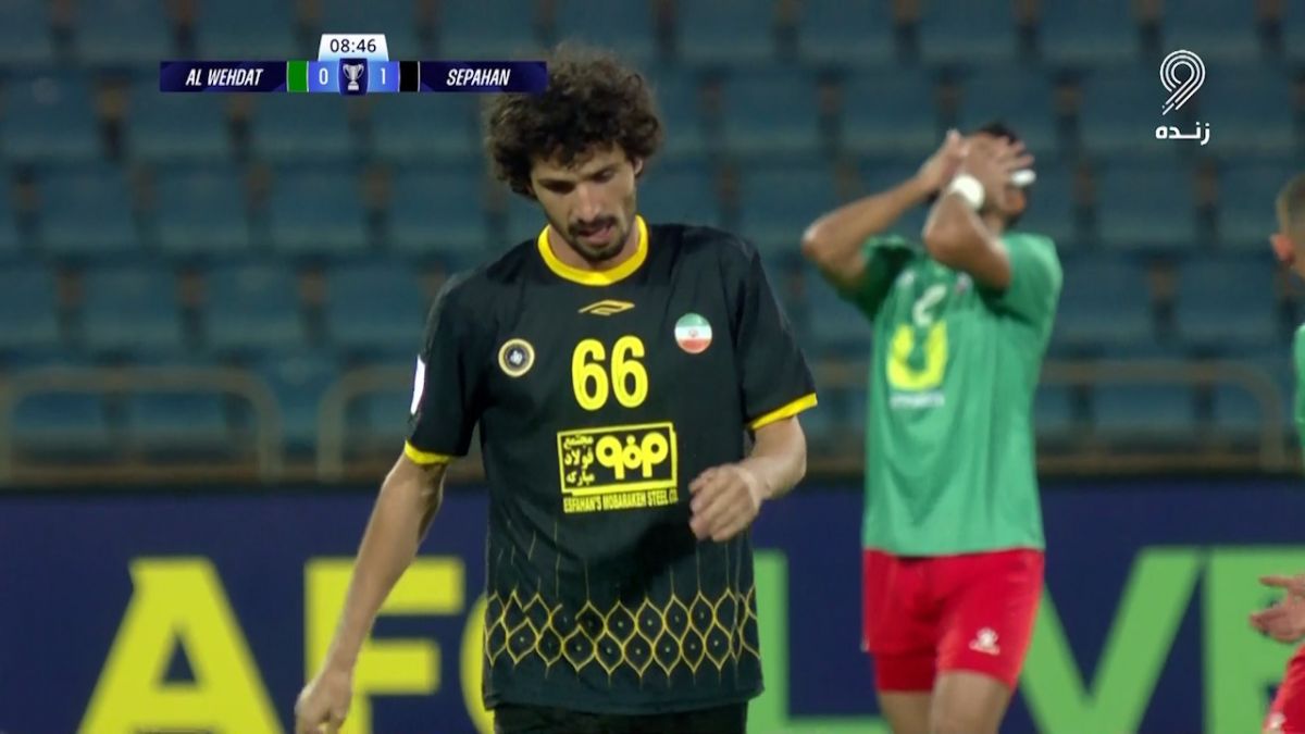 گل اول سپاهان به الوحدات (شوت زیبای وحدت هنانوف)