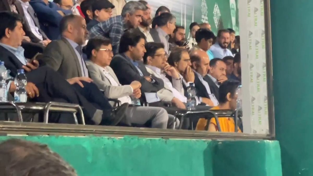 اختصاصی/ استرس شهریاری و سمیعی حین برگزاری دربی 104 و حملات پرسپولیس