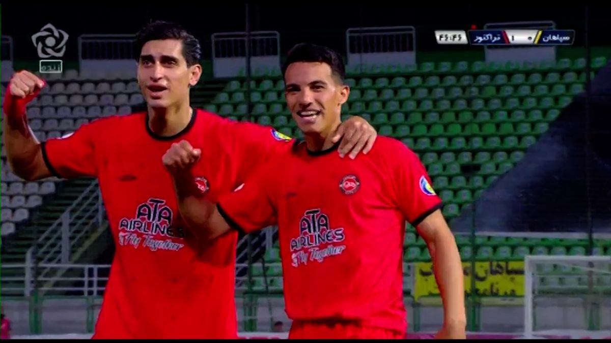 گل اول تراکتور به سپاهان (امیرحسین حسینزاده)