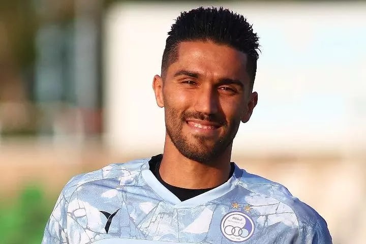 علیرغم گل به خودی، حسینی بالاترین نمره را بین استقلالیها گرفت!