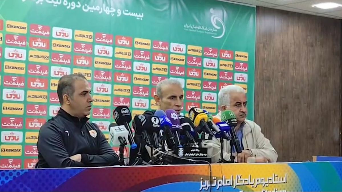 اختصاصی/ نشست خبری یحیی گل محمدی سرمربی فولاد بعد از برد مقابل تراکتور