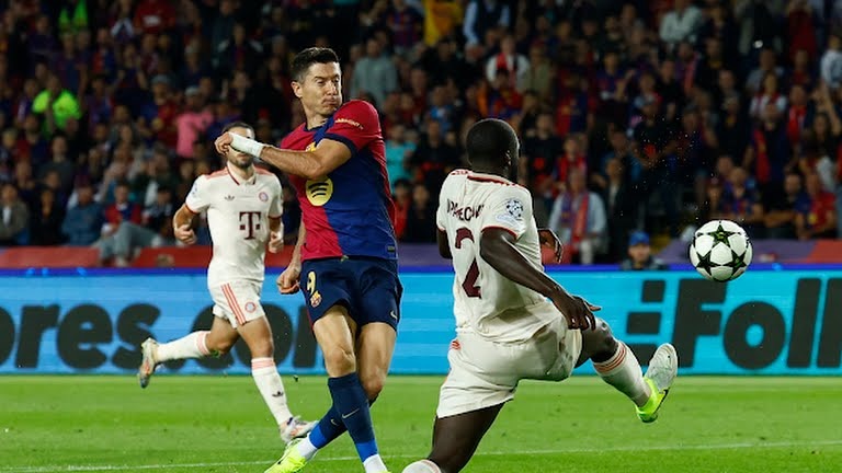 گل دوم بارسلونا به بایرن مونیخ (لواندوفسکی)