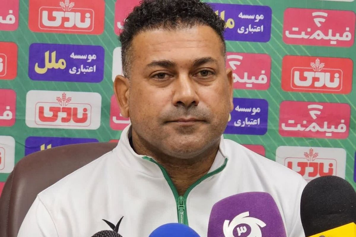 مربی صنعت نفت: فاصله ما با صدر جدول فقط سه امتیاز است