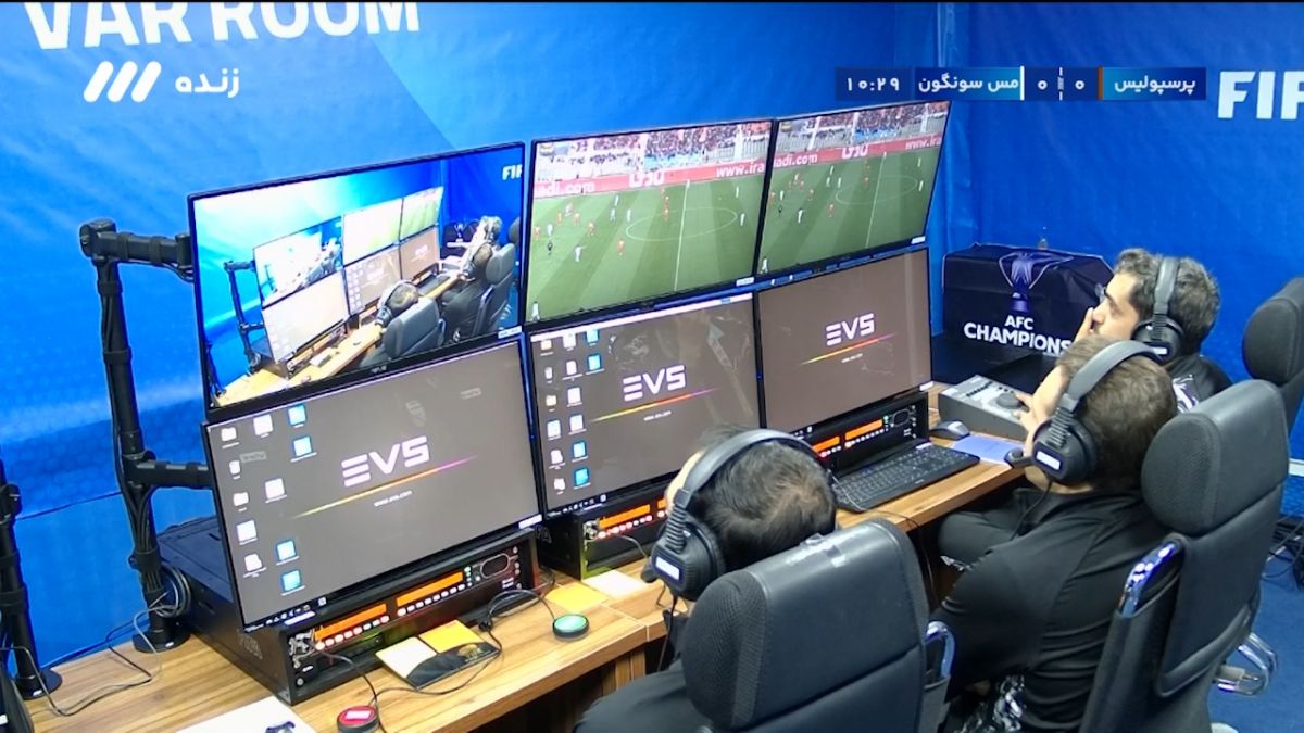 قطعی دستگاه VAR در بازی پرسپولیس - مس سونگون