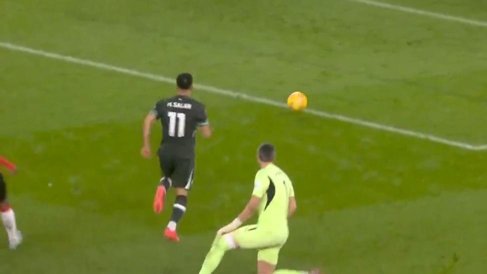 گل دوم لیورپول به ساوتهمپتون (محمد صلاح)