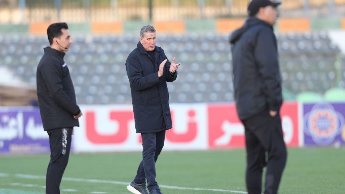 اوج انتقادات از خوان کارلوس گاریدو؛ تعویضهای عجیب و بدموقع!