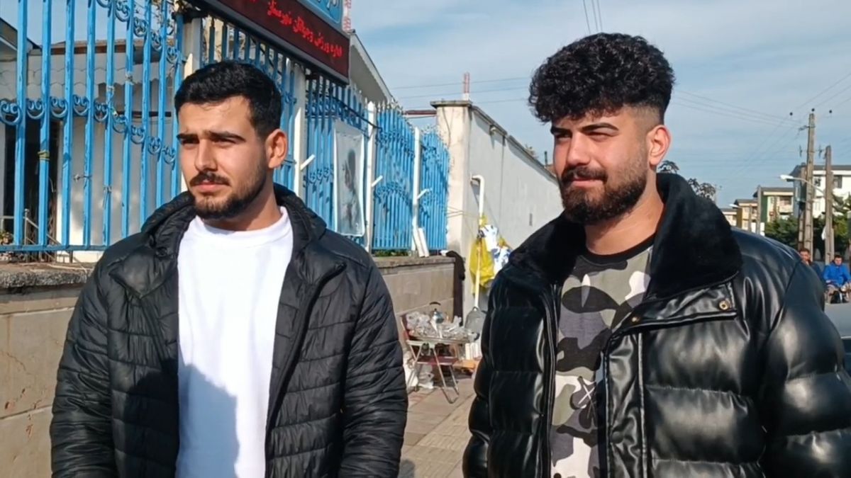 اختصاصی/ گفت و گوی جذاب با هواداران ملوان پیش از تقابل با پرسپولیس