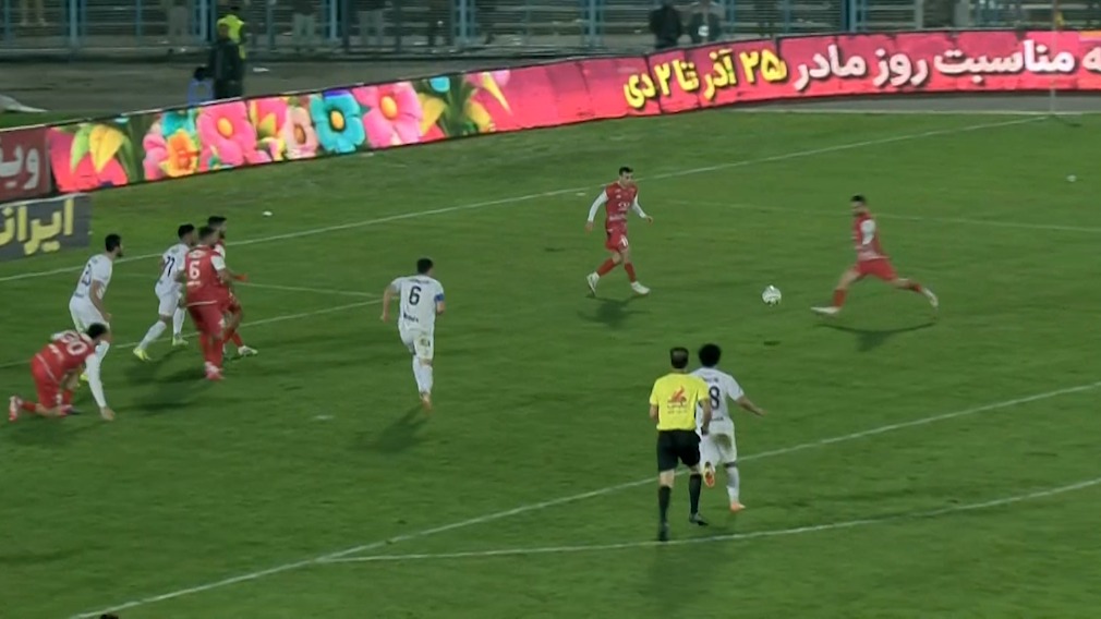 گل اول پرسپولیس به ملوان (سروش رفیعی)