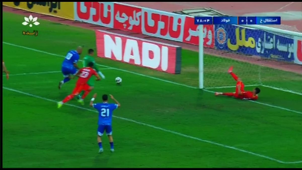 موقعیت گلزنی فوق العاده برای استقلال خوزستان که تبدیل به گل نشد