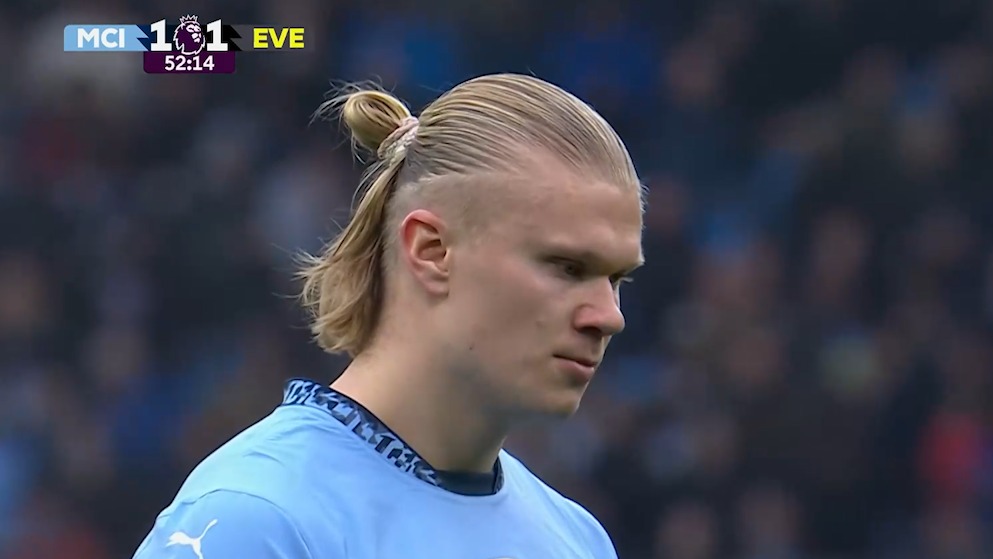 مهار پنالتی ارلینگ هالند توسط پیکفورد