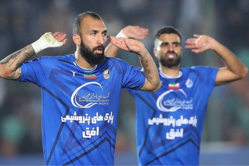 چشمی و مرادمند به بازی با سپاهان میرسند؟