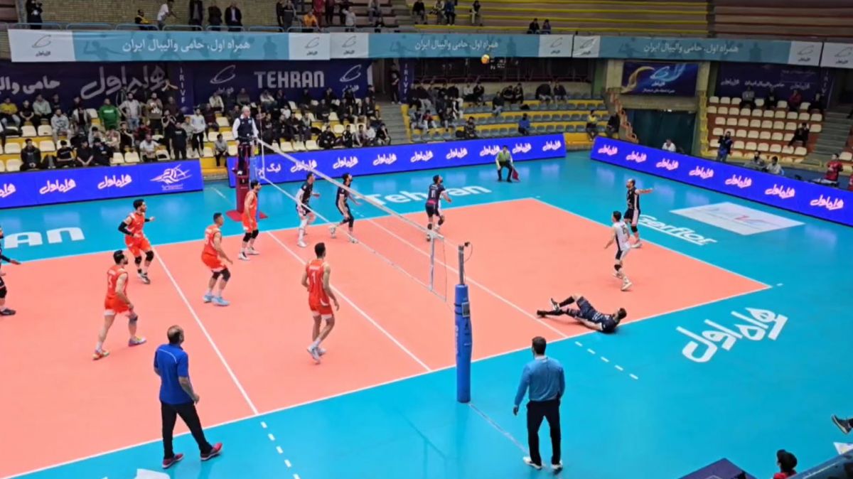 اختصاصی/ خلاصه بازی والیبال سایپا ۲-۳ صنعتگران امید