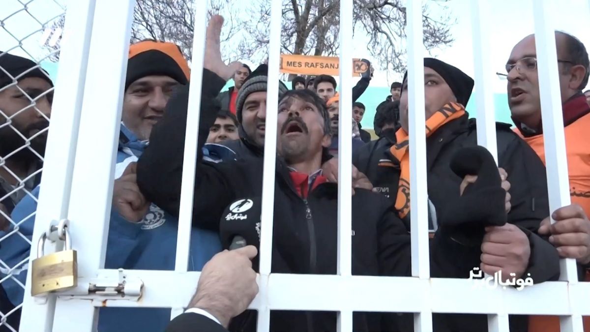 طرفدار پر و پاقرص مس رفسنجان در دیدار برابر خیبر