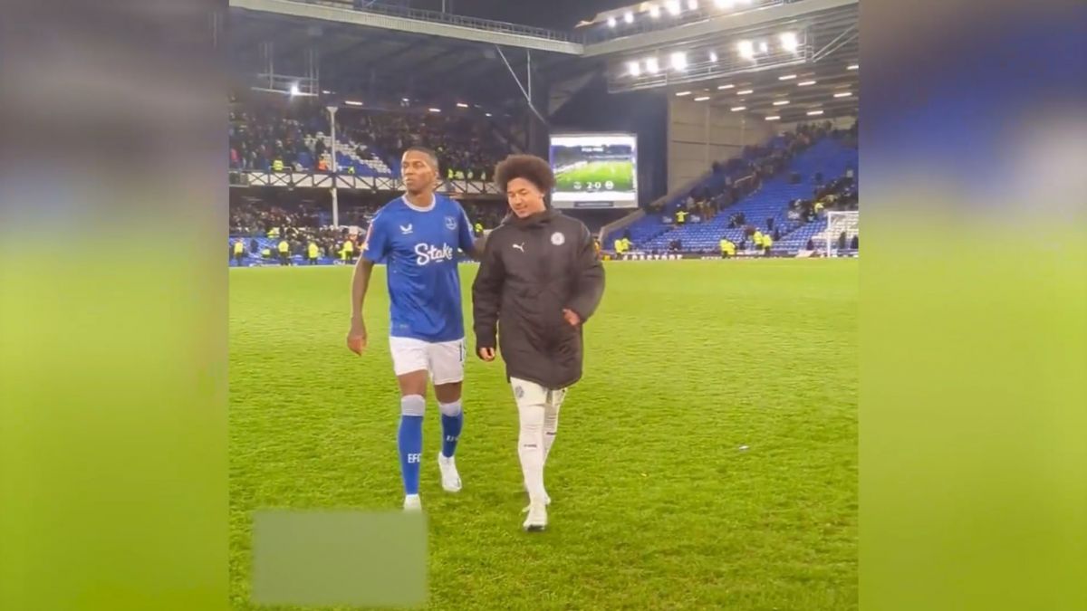 رویارویی پدر و پسر! دیدار اشلی یانگ و پسرش تایلر در جام حذفی انگلیس