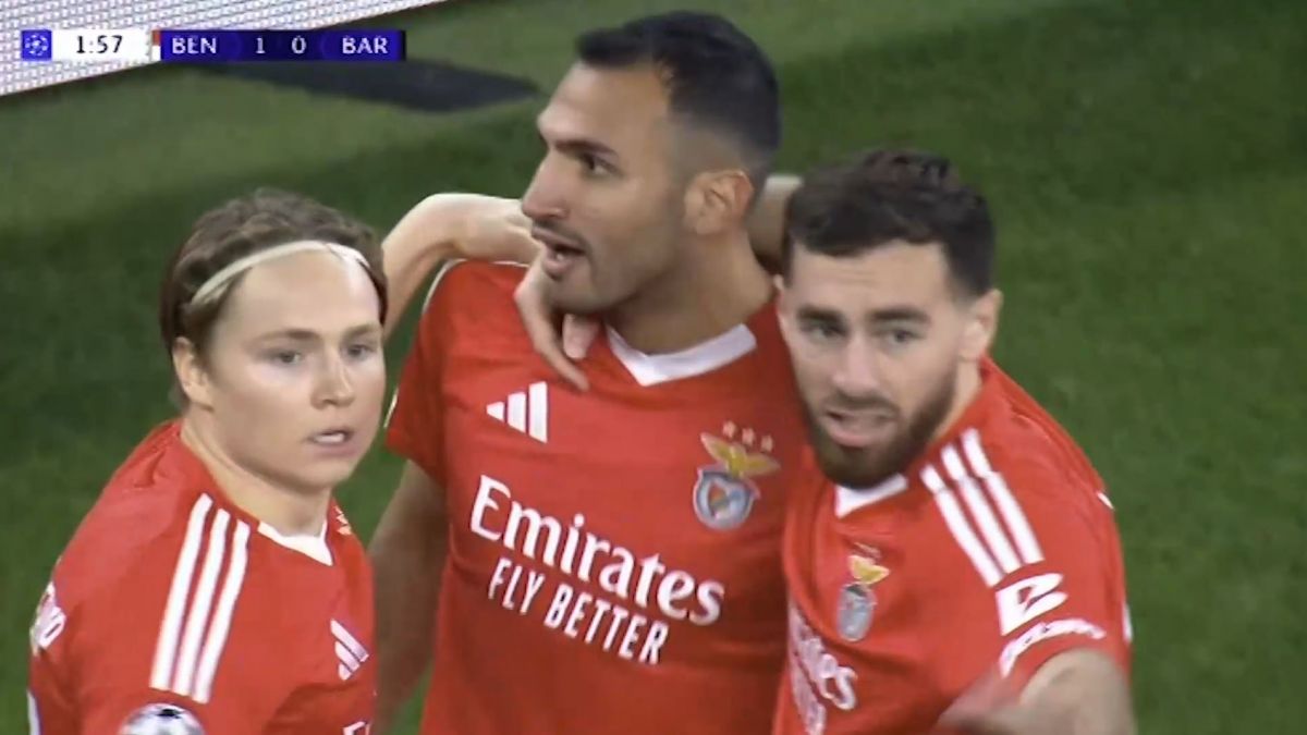 گل اول بنفیکا به بارسلونا (پاولیدیس)